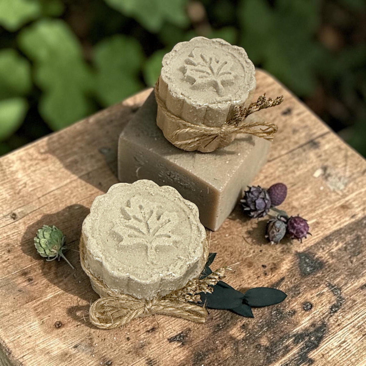 Tallow Bath Bomb | Coconut Milk, Oat & Clay Soak | Skin-Softening Moisturizing Fizz